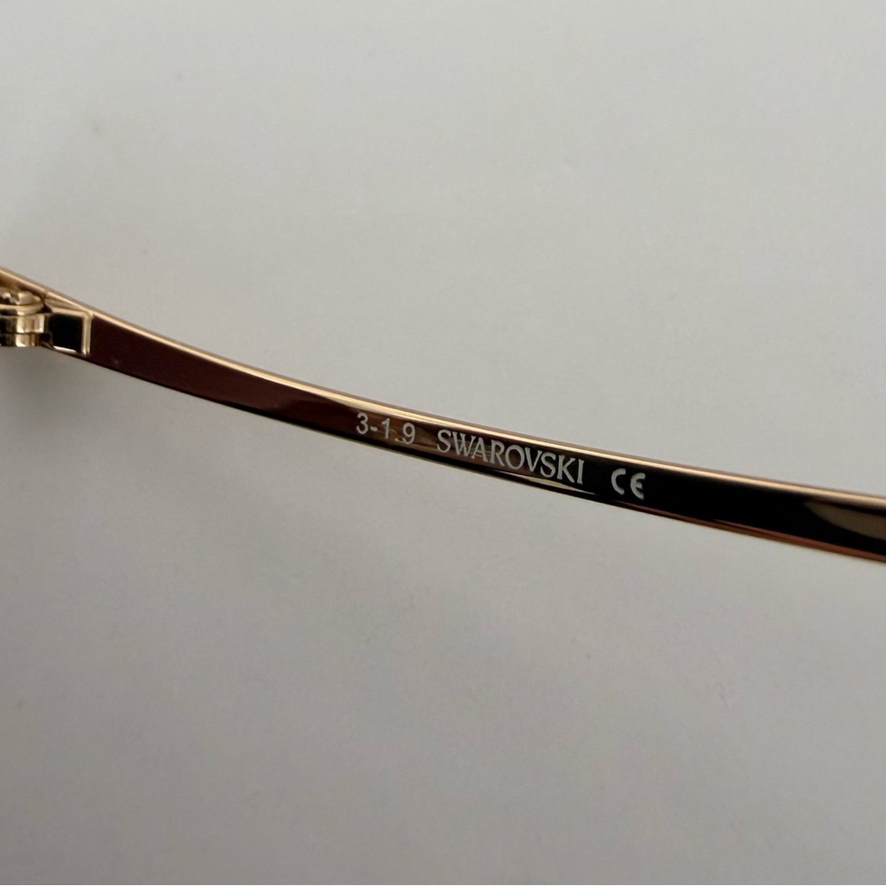 NEW!!! Swarovski brown women sunglasses SK220 32G Authentic Retail 225$ - Picture 5 of 7